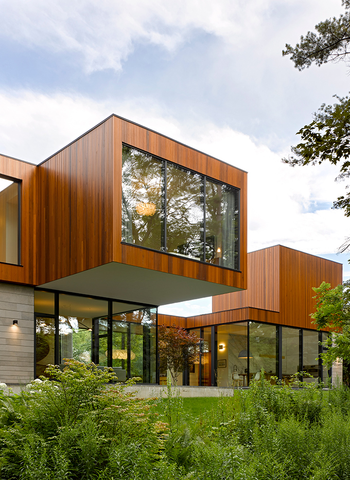 DB Custom Homes is a modern luxury custom home builder in Ontario.